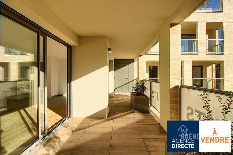 Appartement - 90 m² - 3 pièces