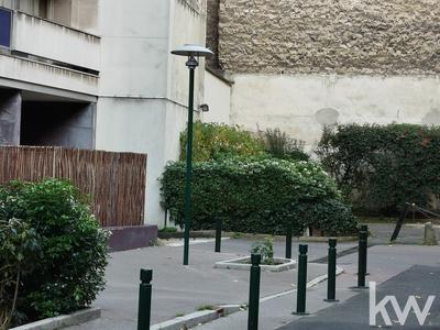 Parking / Garage - 14 m²