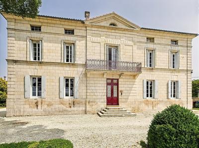 Maison de maîtres - 531 m² - 11 pièces