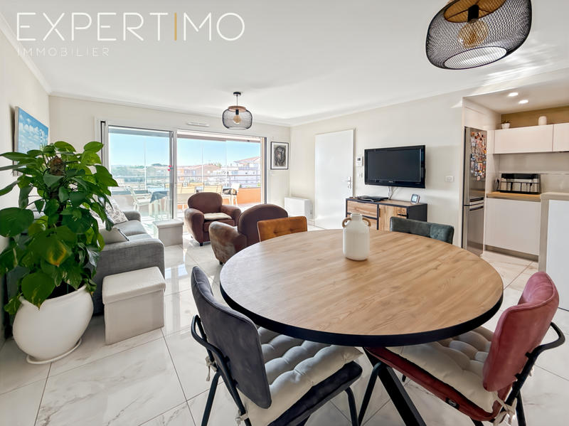 Appartement - 75 m² - 3 pièces