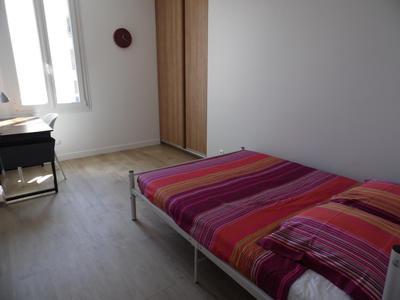 Chambre - 94 m² - 1 pièce