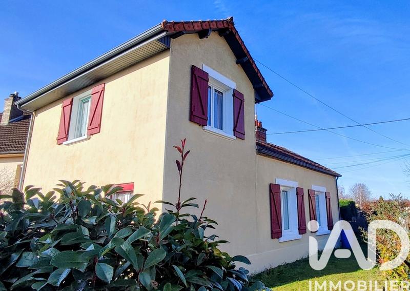 Maison - 98 m² - 5 pièces