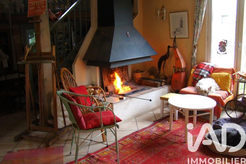 Maison - 185 m² - 8 pièces