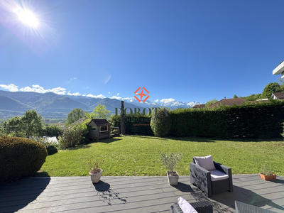 Villa - 189 m² - 6 pièces