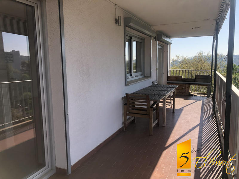 Appartement - 119 m² - 5 pièces