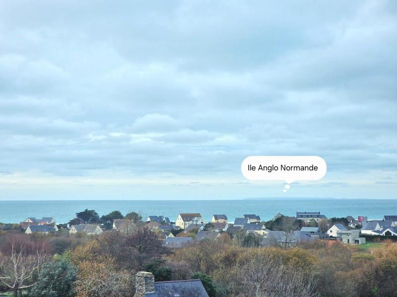 Maison traditionnelle - 253 m² - 10 pièces