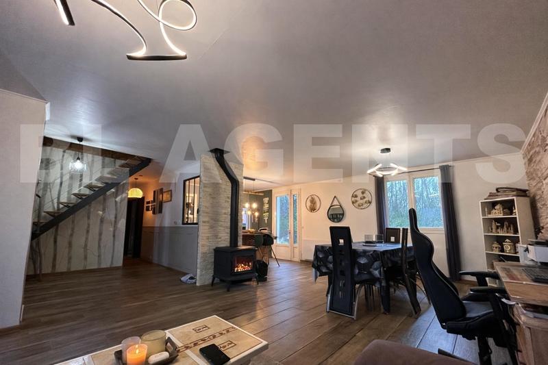 Maison - 110 m² - 6 pièces