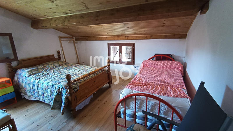 Maison - 180 m² - 5 pièces