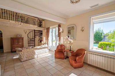 Maison - 157 m² - 5 pièces