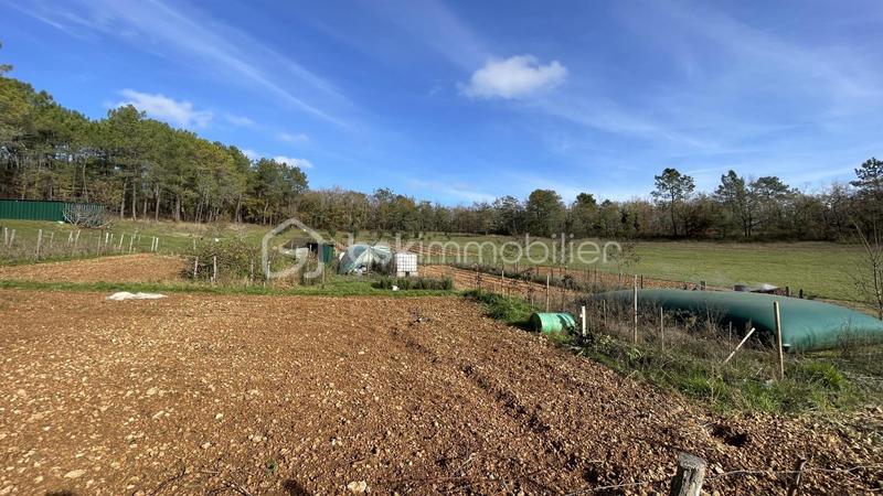 Propriété - 151 m² - 6 pièces