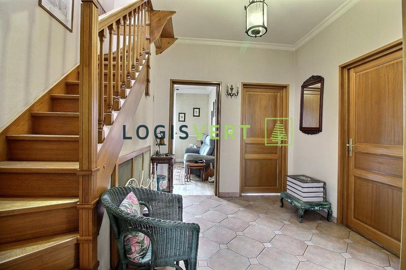 Maison - 159 m² - 7 pièces