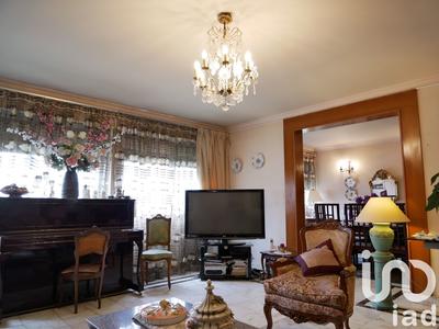 Appartement - 119 m² - 6 pièces