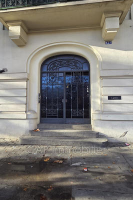 Appartement - 413 m² - 6 pièces