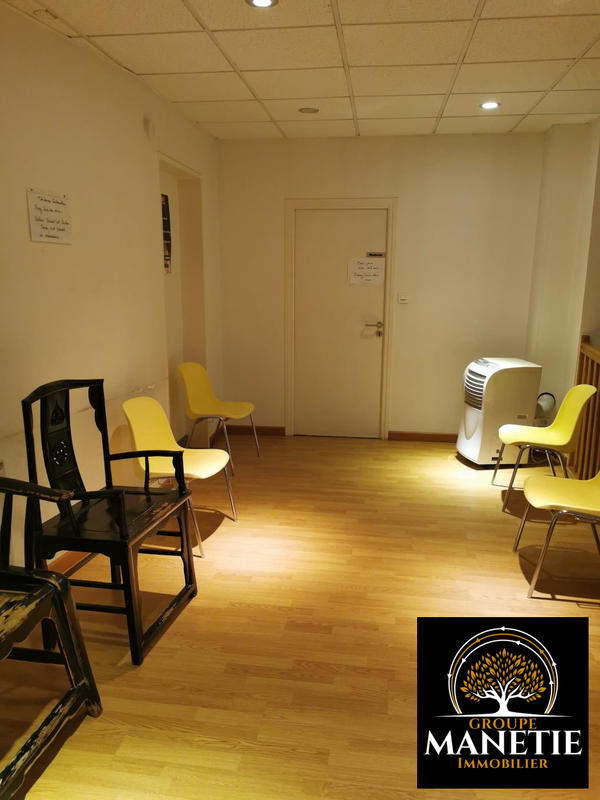 Bureau - 224 m² - 8 pièces