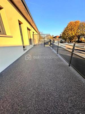 Maison - 80 m² - 1 pièce