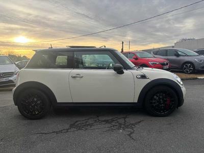 Mini Cooper s 1.6i 210