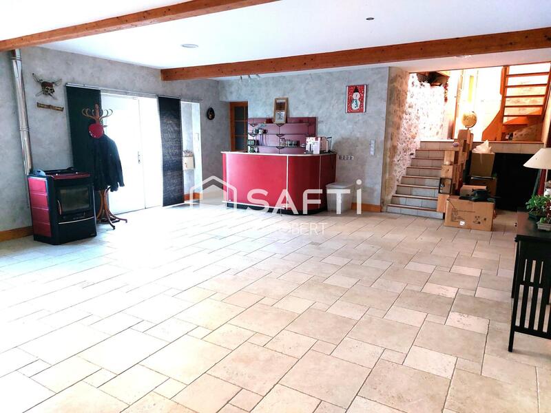 Maison - 145 m² - 4 pièces