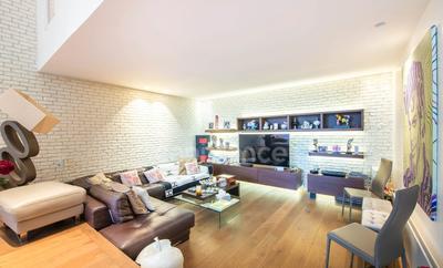 Maison - 180 m² - 6 pièces