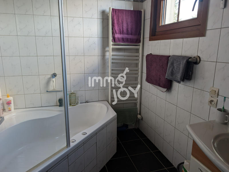 Maison - 170 m² - 5 pièces