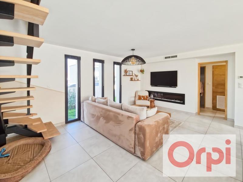 Maison - 117 m² - 5 pièces