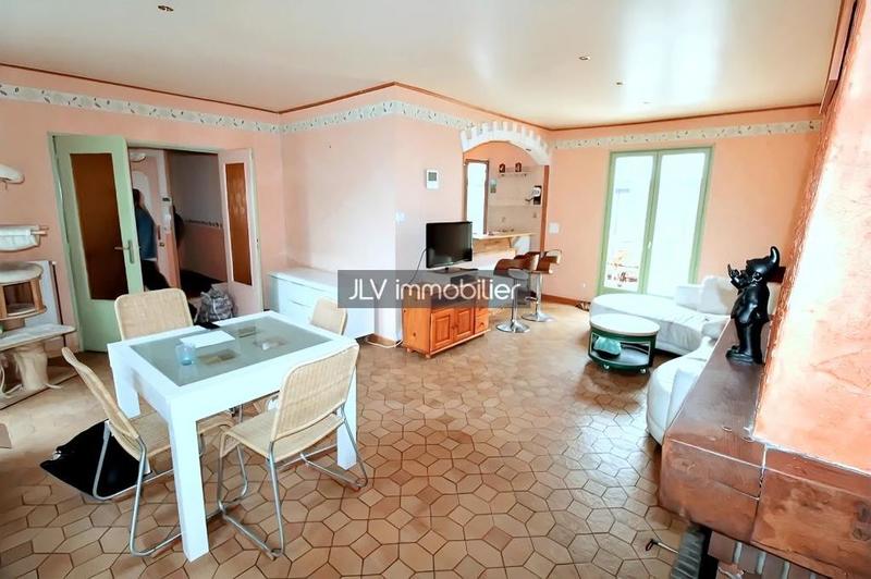 Maison - 154 m² - 6 pièces