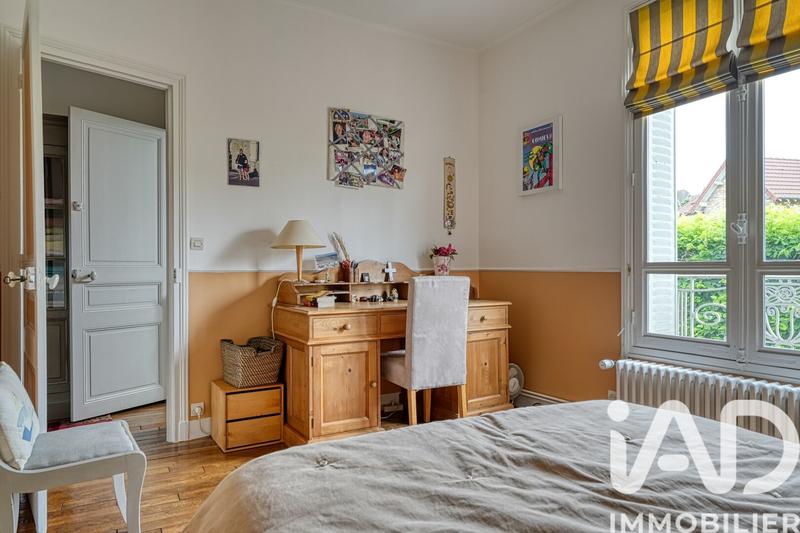 Maison - 184 m² - 9 pièces