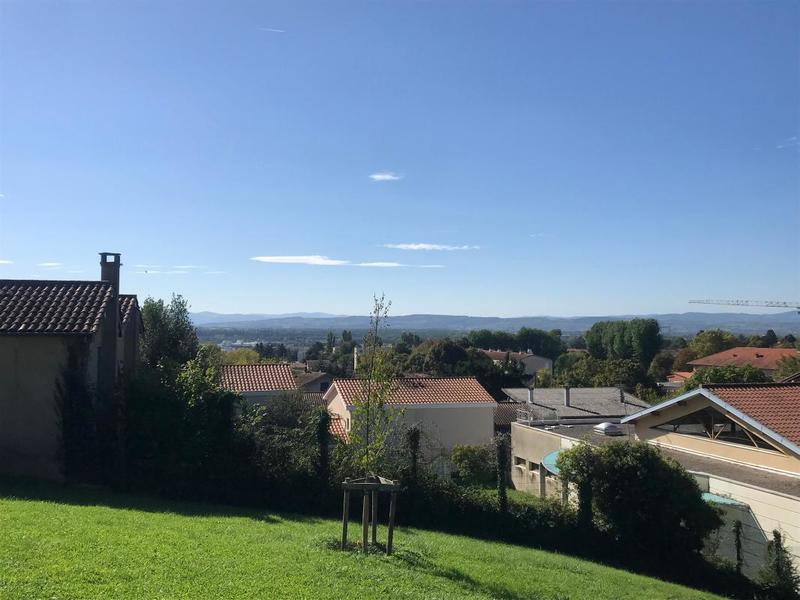 Maison - 138 m² - 5 pièces