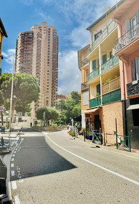 Fonds de commerce - Magasins - 260 m²