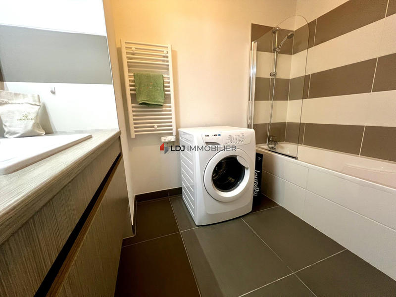 Appartement - 96 m² - 4 pièces