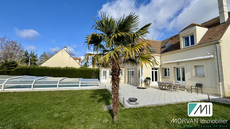 Maison - 262 m² - 7 pièces