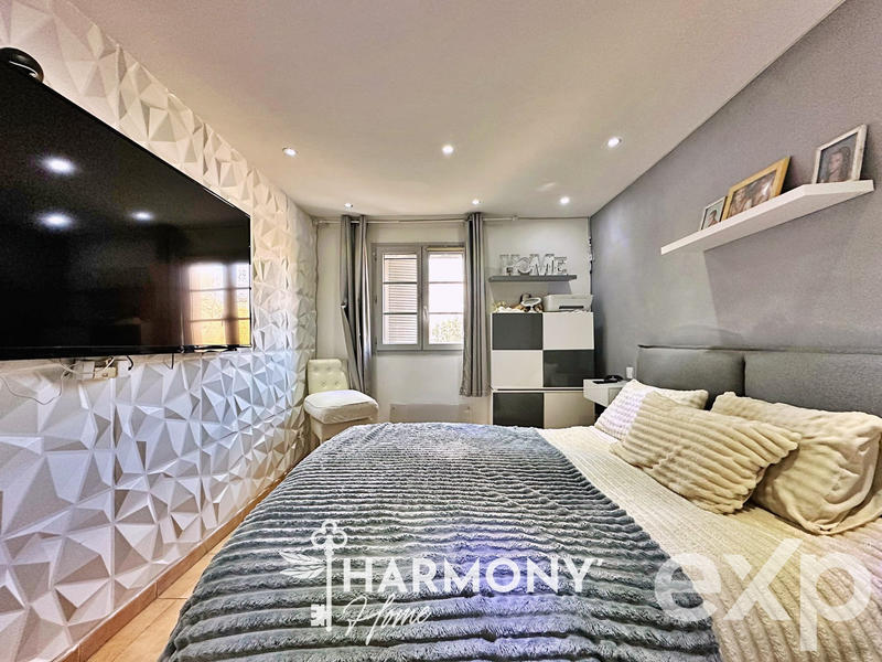 Appartement - 86 m² - 4 pièces