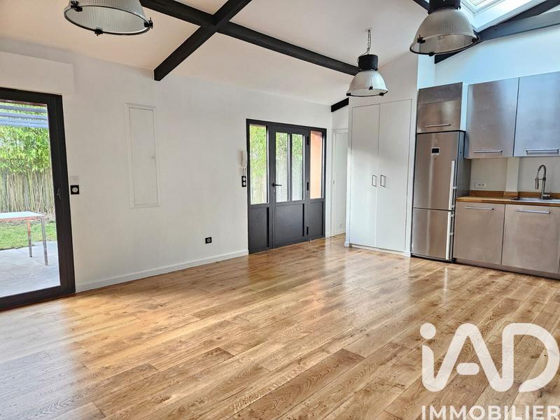 Maison - 94 m² - 4 pièces