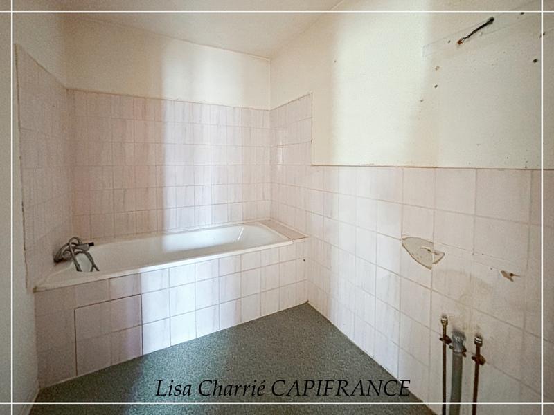 Immeuble - 140 m² - 6 pièces