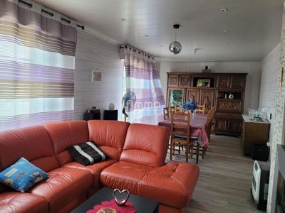 Maison - 137 m² - 5 pièces