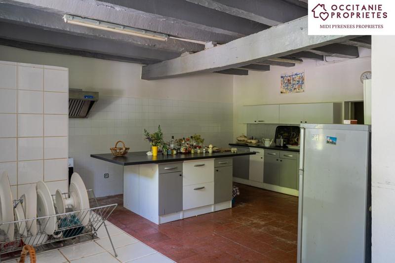 Maison de maîtres - 409 m² - 13 pièces