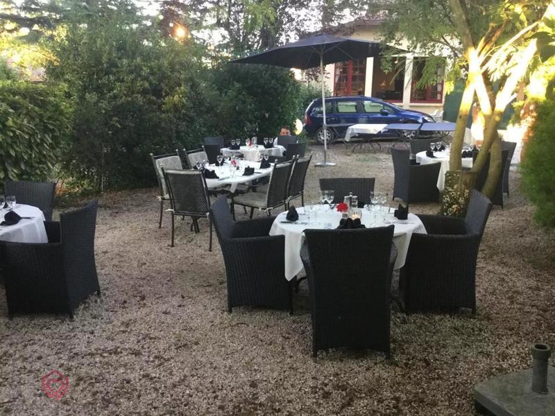 Propriété - 600 m² - 14 pièces