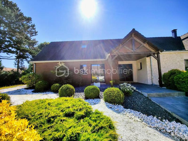 Maison d'architecte - 239 m² - 10 pièces