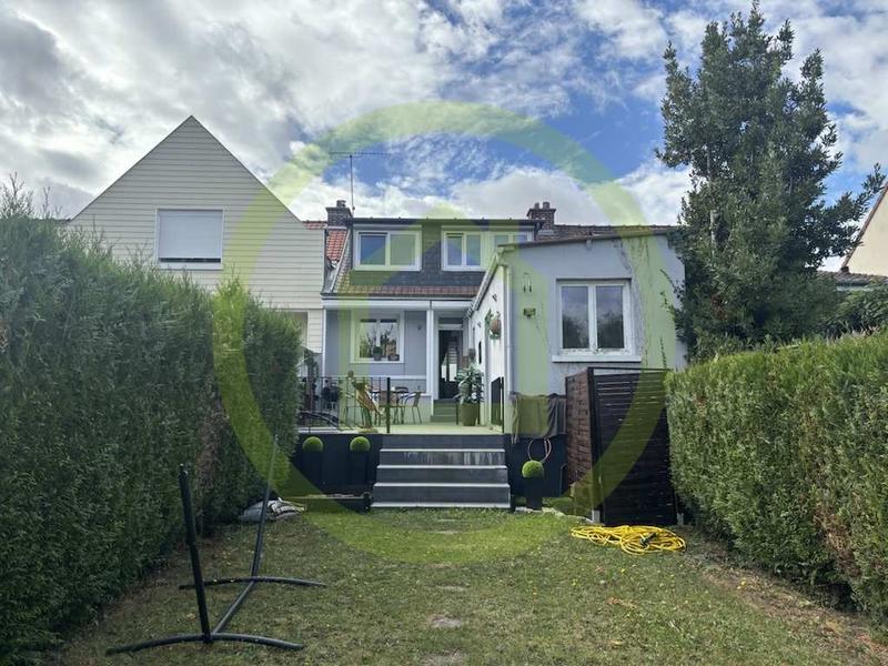 Maison - 100 m² - 4 pièces