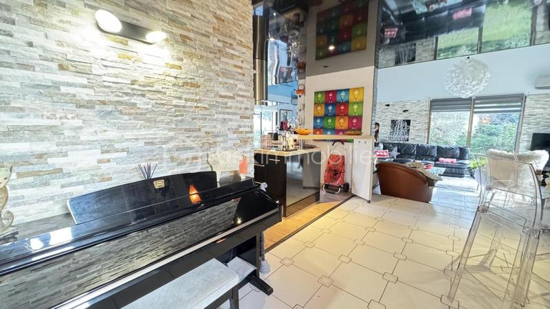 Maison d'architecte - 192 m² - 5 pièces