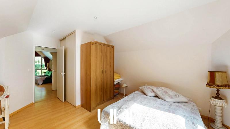 Maison - 264 m² - 8 pièces