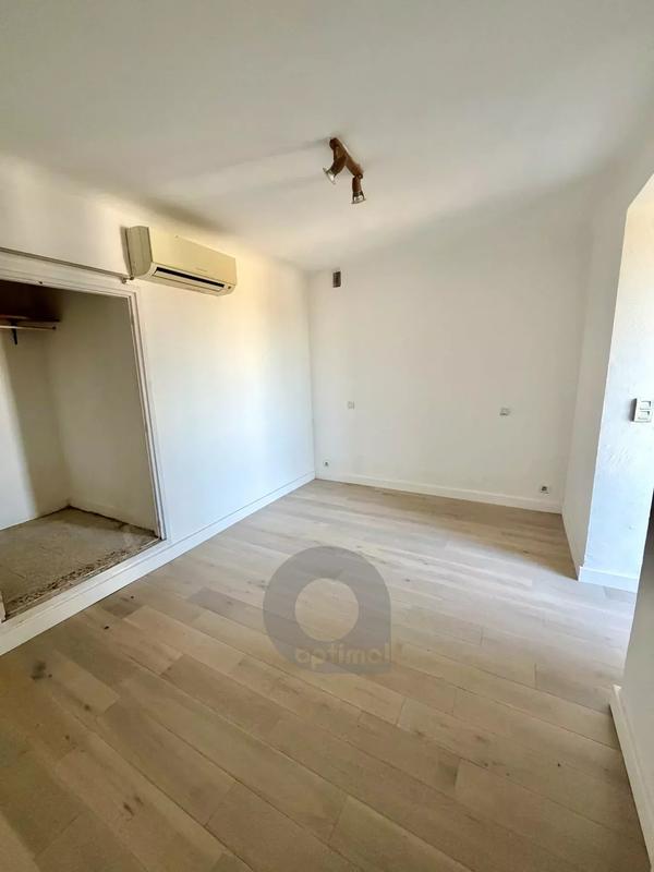 Appartement - 49 m² - 2 pièces