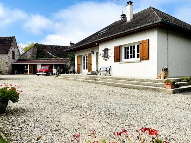 Maison - 101 m² - 5 pièces