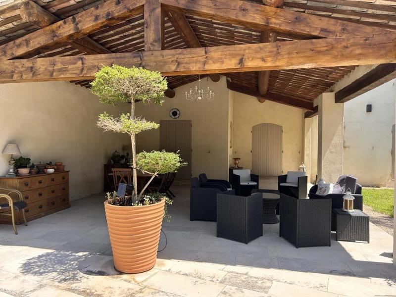 Maison - 180 m² - 6 pièces