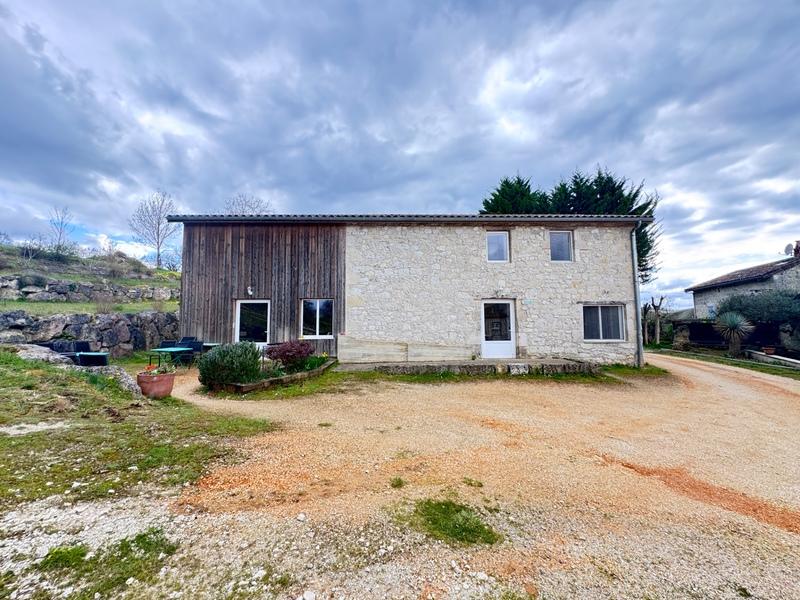 Propriété - 500 m² - 15 pièces