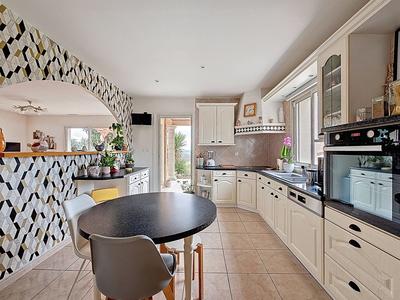 Villa - 140 m² - 5 pièces