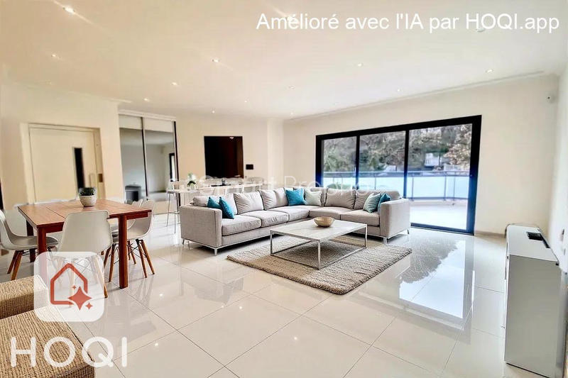 Propriété - 250 m² - 6 pièces