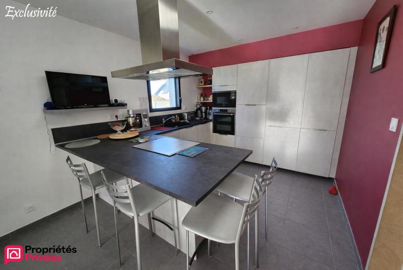 Maison - 102 m² - 5 pièces