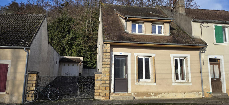 Maison - 104 m² - 6 pièces