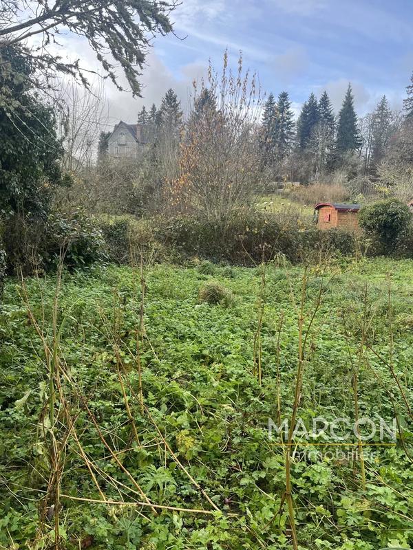 Maison - 196 m² - 11 pièces