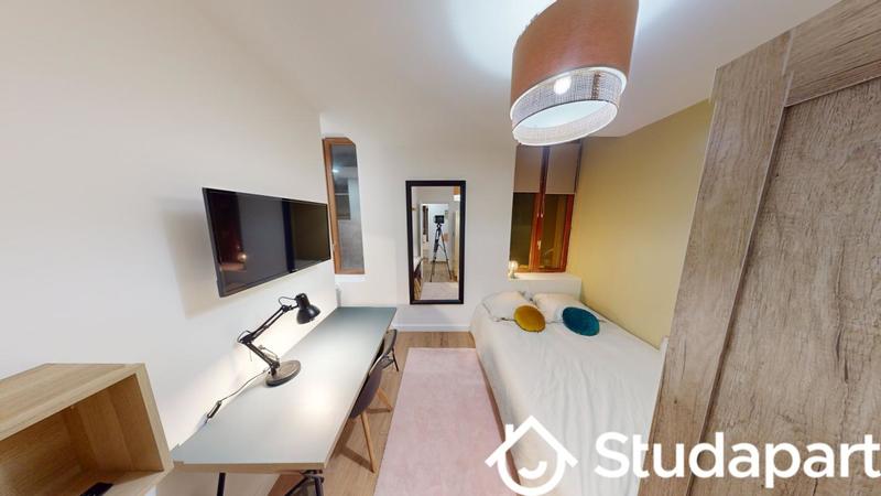 Chambre - 10 m² - 1 pièce